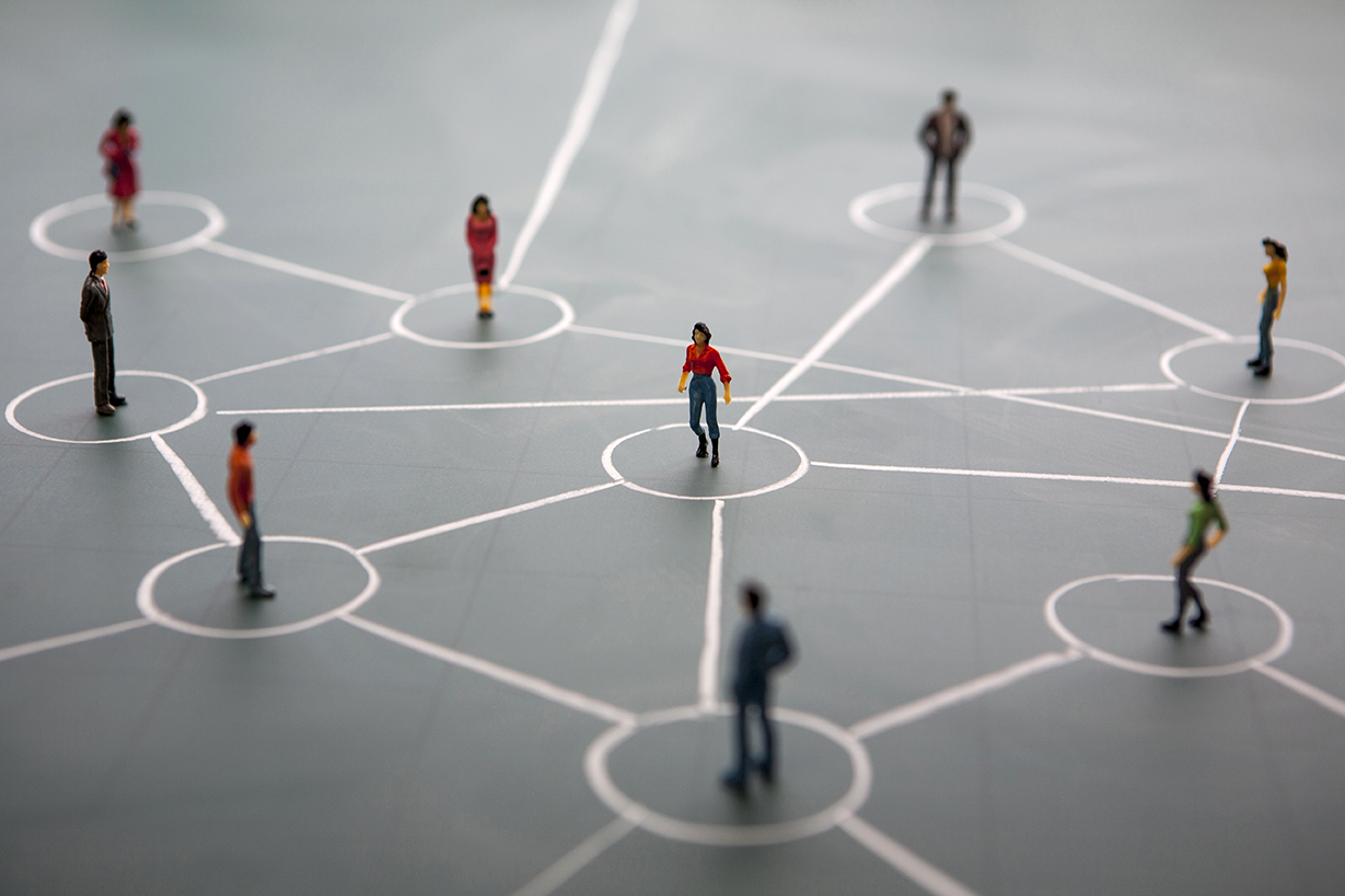 shutterstock_697650814_reseau-networking_small.png
