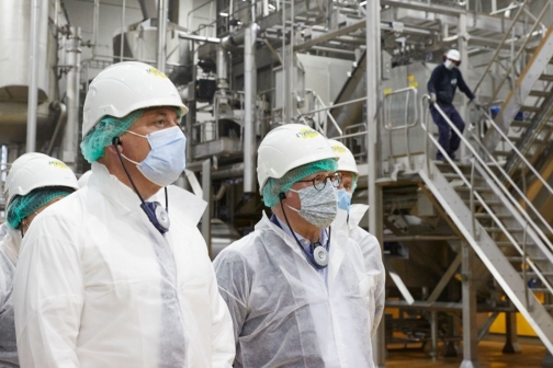 Mydibel décarbone sa flotte avec de l'hydrogène vert grâce à des épluchures de pommes de terre, en partenariat avec Luminus